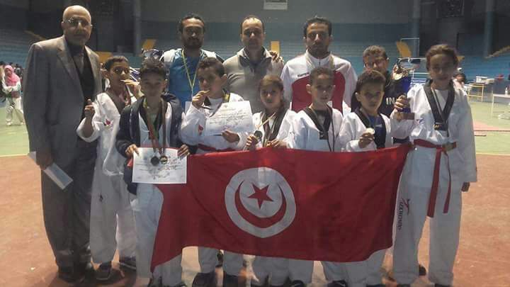 أطفال من تونس شاركوا في العام الماضي 