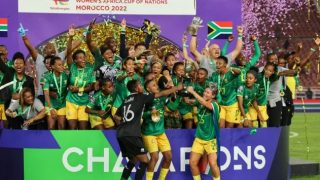 منتخب جنوب إفريقيا يحتفل بفوزه بلقب كأس إفريقيا 22