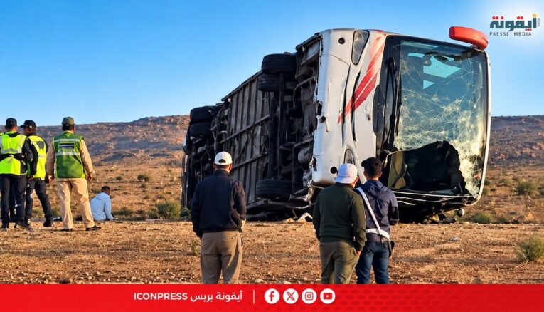 فاجعة طريق زاكورة انقلاب حافلة مسافرين بمدخل تاكونيت إقليم زاكورة بالطريق الوطنية رقم 9